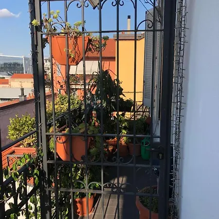 Апартаменты Lights Милан